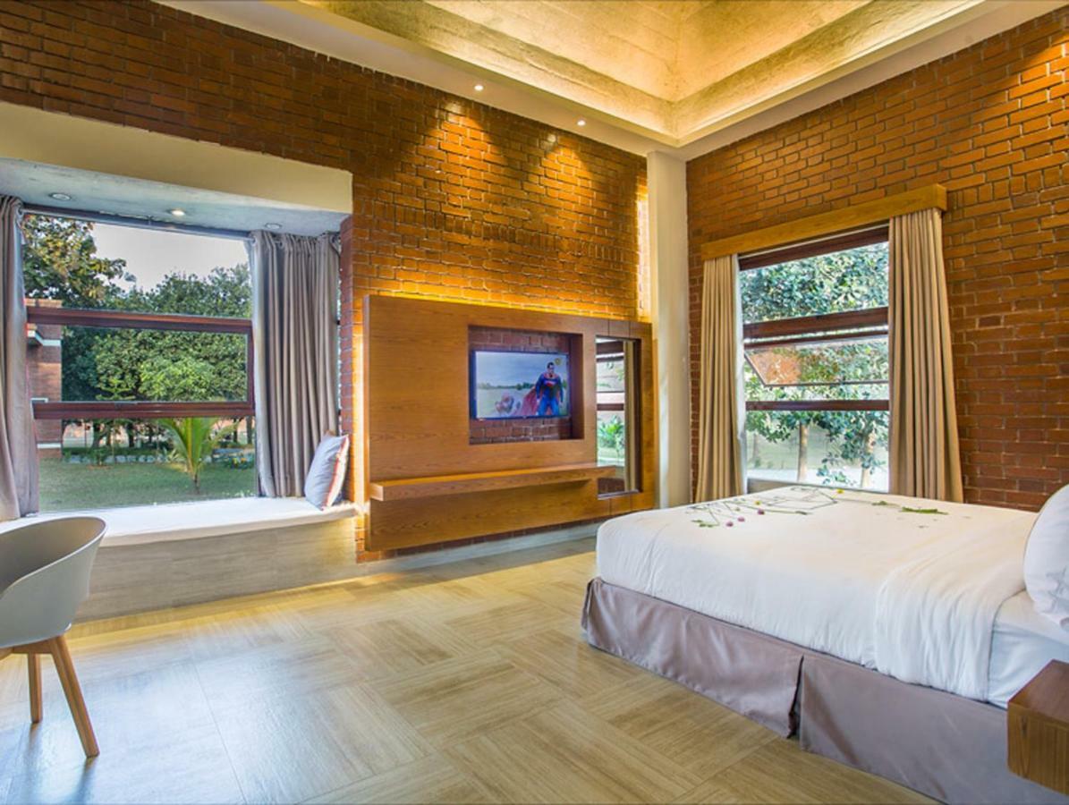 Sarah Resort Gazipur Exterior foto
