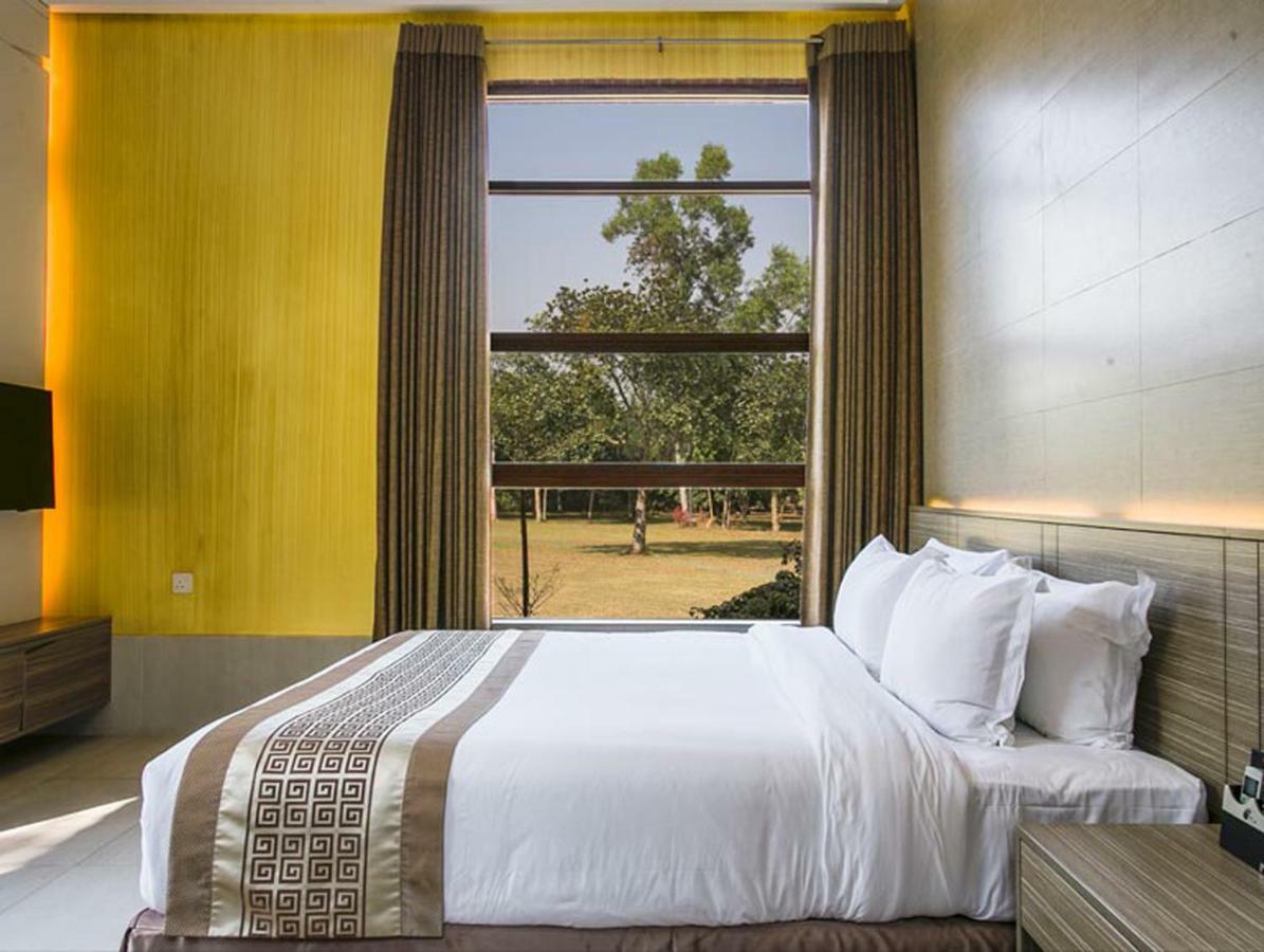 Sarah Resort Gazipur Exterior foto